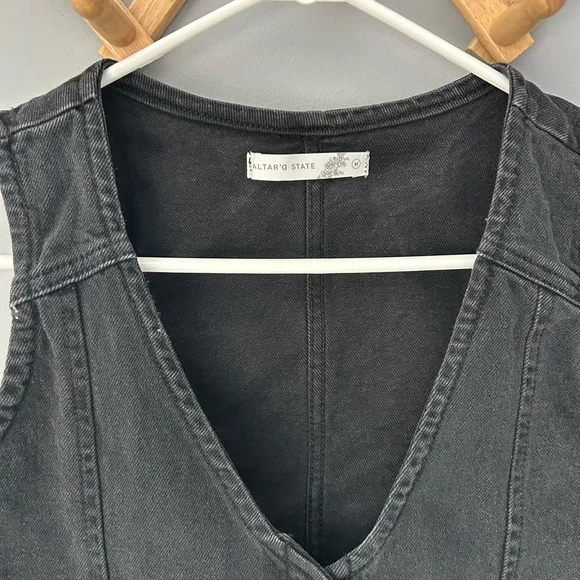 Altar’d State Black Denim Vest Size Medium Cropped - Picture 2 of 4